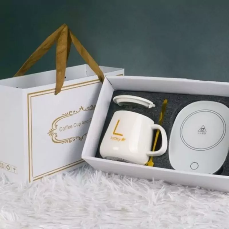 ماگ حرارتی لاکی همراه جعبه کادویی سفید