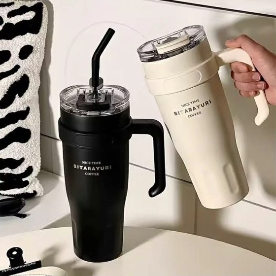 تراول ماگ دسته دار SITARAYURI دو حالته نی دار 1200 میل سفید و مشکی