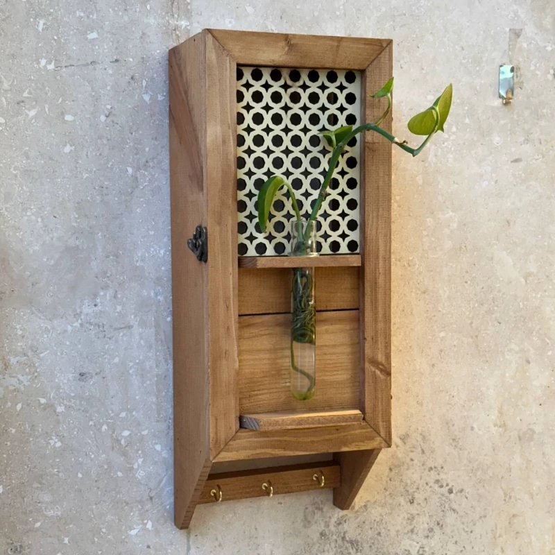 کاور لوله گاز چوبی حصیری دارای گلدان