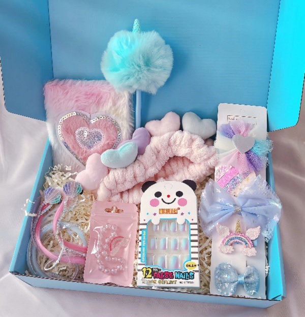 کادو تولد برای دختر بچه ها