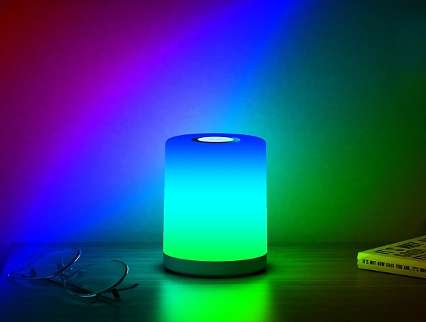 آیا چراغ خواب مضر است؟ نکته هایی برای استفاده درست از چراغ خواب بهترین رنگ چراغ خواب