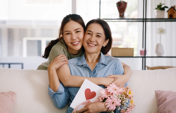 بهترین کادو برای روز مادر با 25 ایده جذاب و خلاقانه بهترین کادو روز مادر