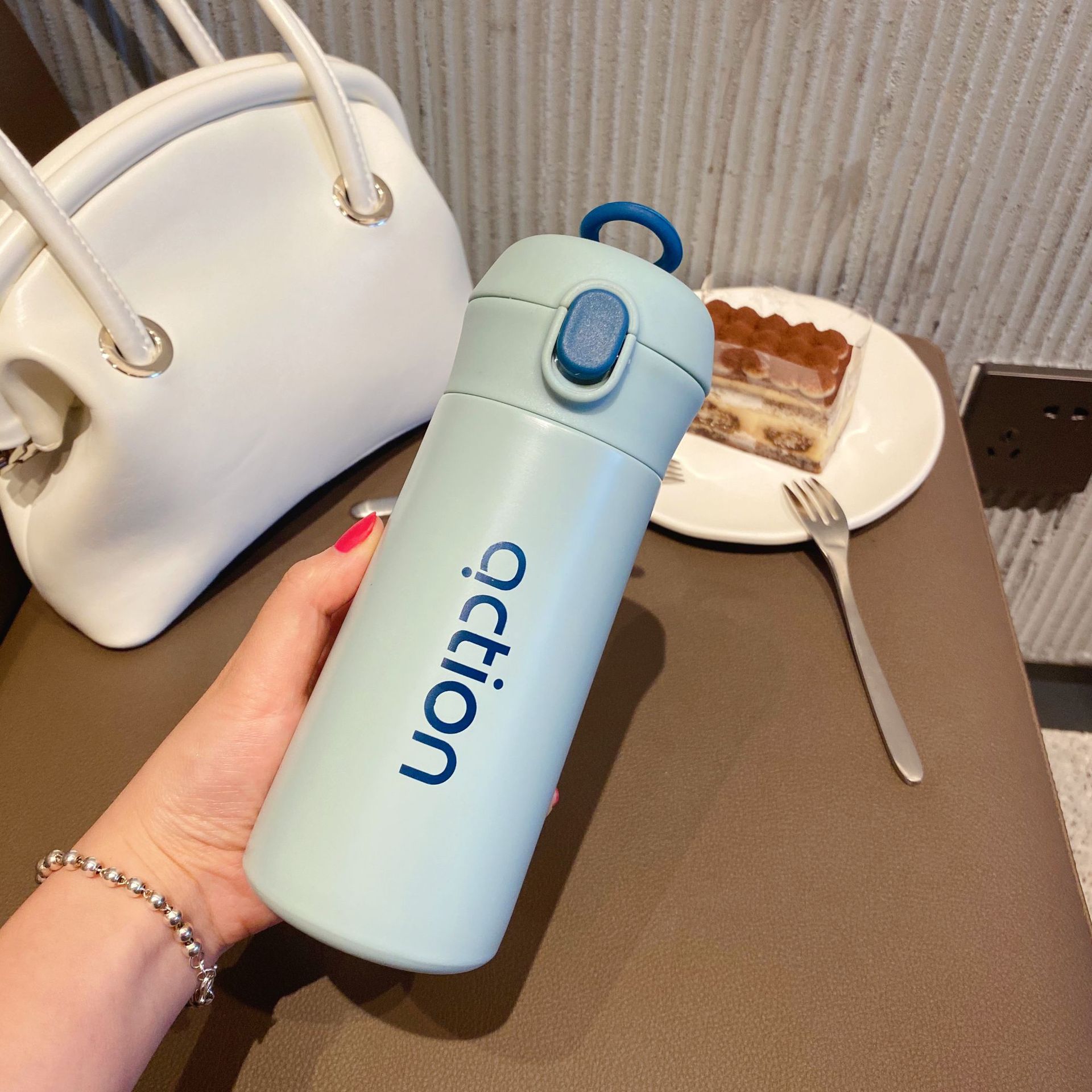 تراول ماگ action 500 میل تراول ماگ نی دار ابی آبی